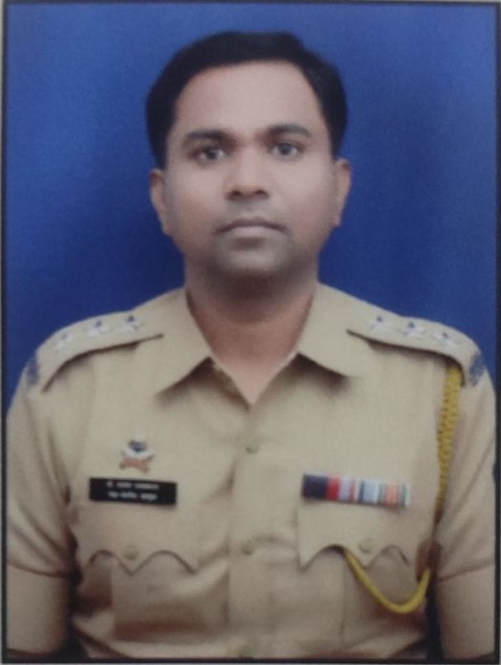  संतोष गायकवाड